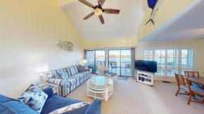 Lakeside Retreat in Gated Litchfield by the Sea